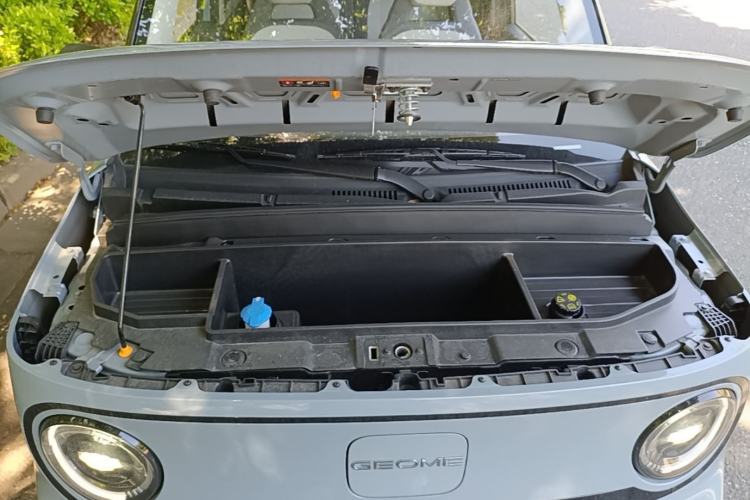 Used Geely Galaxy Panda 2025 210km Panda Kart Engine Bay