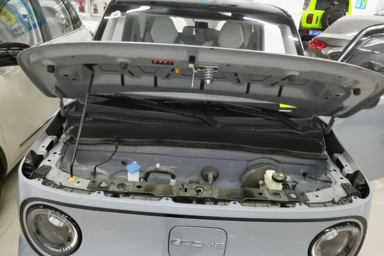 Used Geely Galaxy Panda 2025 210km Panda Kart Engine Bay