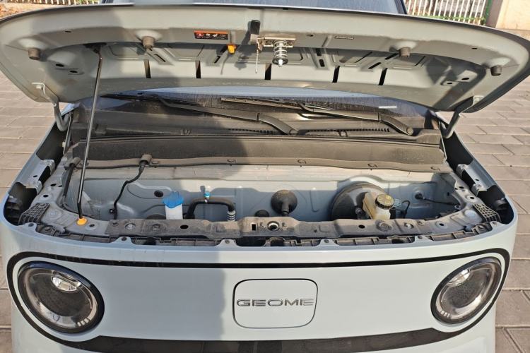 Used Geely Galaxy Panda 2025 210km Panda Kart Engine Bay