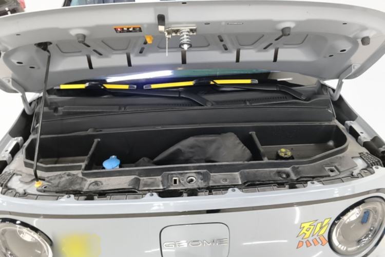 Used Geely Galaxy Panda 2025 210km Panda Kart Engine Bay
