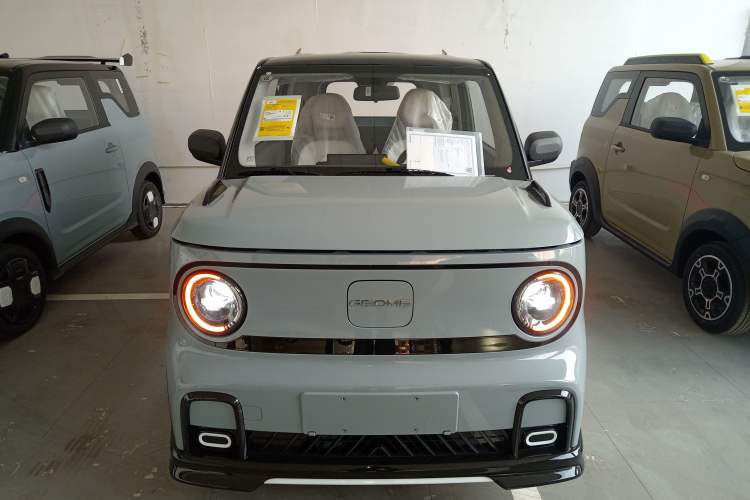 Used Geely Galaxy Panda 2025 210km Panda Kart Exterior 1