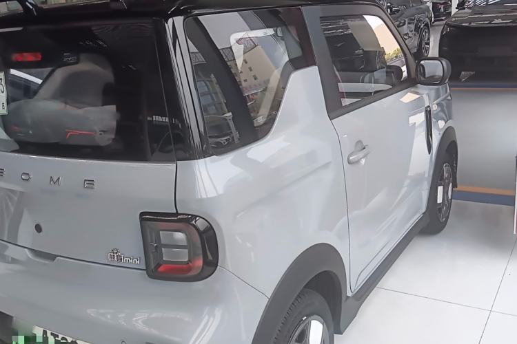 Used Geely Galaxy Panda 2025 210km Panda Kart Exterior 2