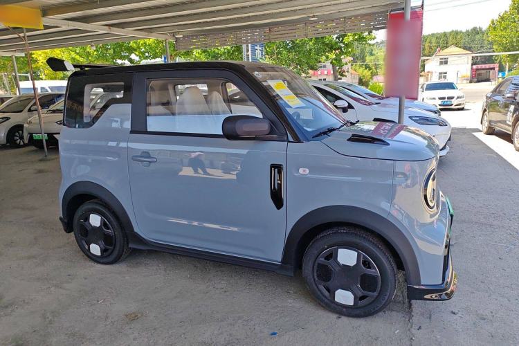 Used Geely Galaxy Panda 2025 210km Panda Kart Exterior 2