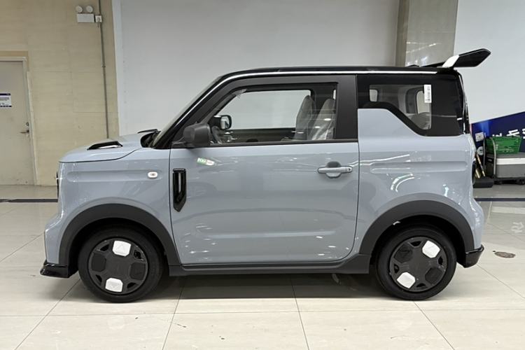 Used Geely Galaxy Panda 2025 210km Panda Kart Exterior 3