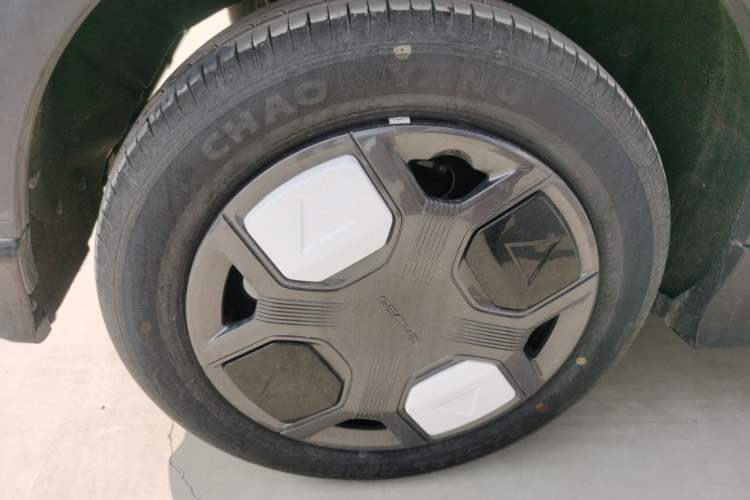 Used Geely Galaxy Panda 2025 210km Panda Kart Exterior 5