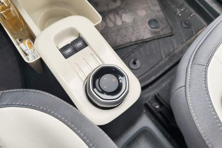 Used Geely Galaxy Panda 2025 210km Panda Kart Gear Lever