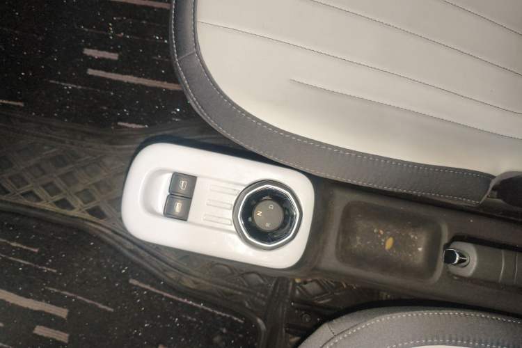 Used Geely Galaxy Panda 2025 210km Panda Kart Gear Lever