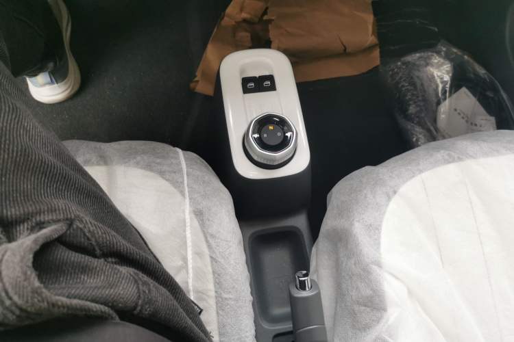 Used Geely Galaxy Panda 2025 210km Panda Kart Gear Lever