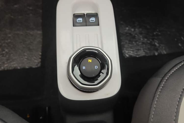 Used Geely Galaxy Panda 2025 210km Panda Kart Gear Lever
