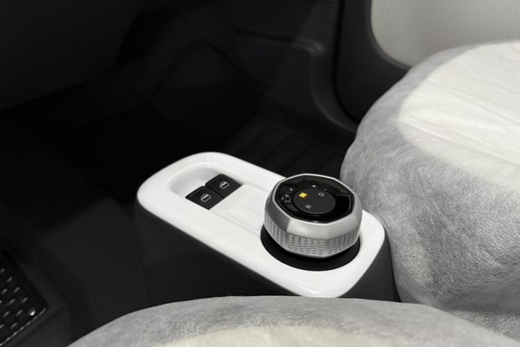 Used Geely Galaxy Panda 2025 210km Panda Kart Interior 1