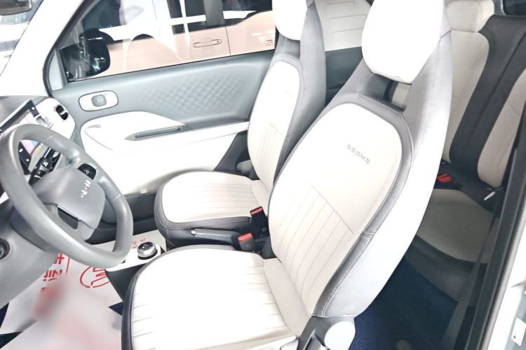 Used Geely Galaxy Panda 2025 210km Panda Kart Interior 1