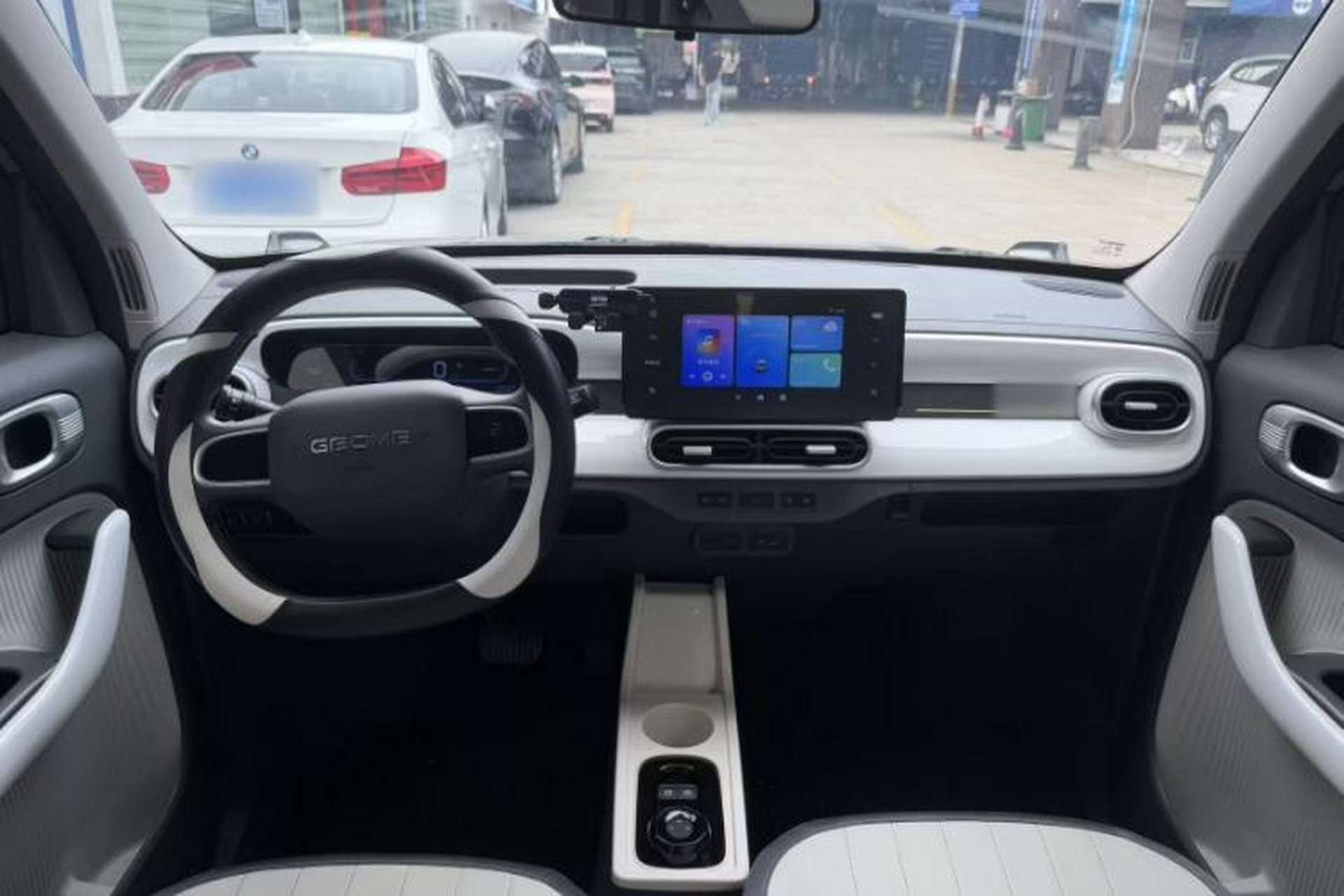Used Geely Galaxy Panda 2025 210km Panda Kart Interior 1