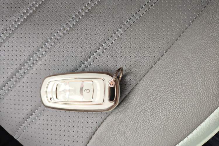 Used Geely Galaxy Panda 2025 210km Panda Kart Interior 1
