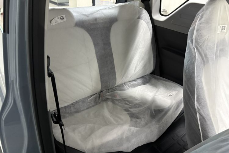 Used Geely Galaxy Panda 2025 210km Panda Kart Interior 11