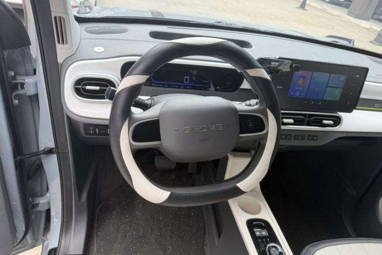 Used Geely Galaxy Panda 2025 210km Panda Kart Interior 2