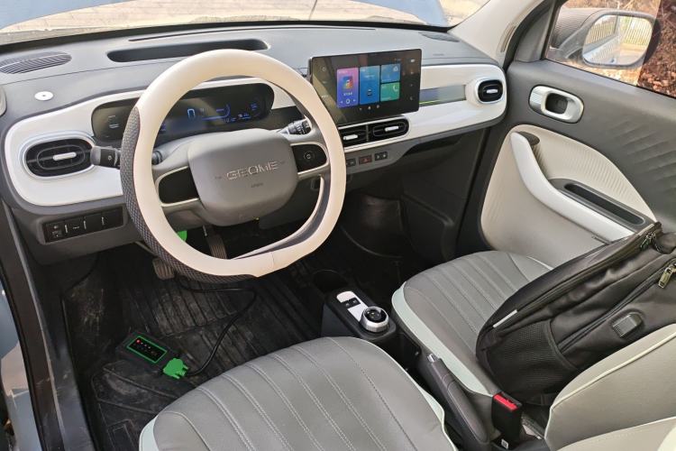 Used Geely Galaxy Panda 2025 210km Panda Kart Interior 2