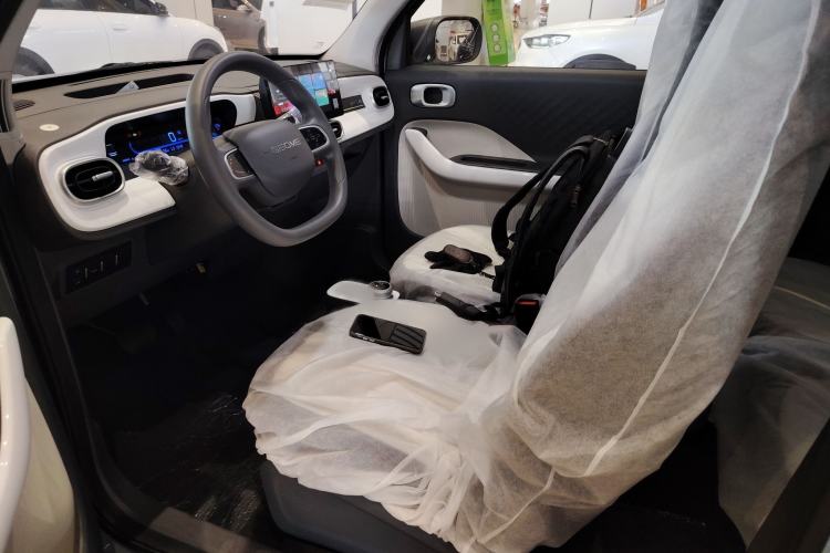 Used Geely Galaxy Panda 2025 210km Panda Kart Interior 4