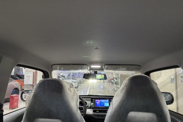 Used Geely Galaxy Panda 2025 210km Panda Kart Interior 8