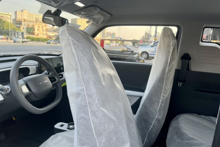 Used Geely Galaxy Panda 2025 210km Panda Kart Interior 9