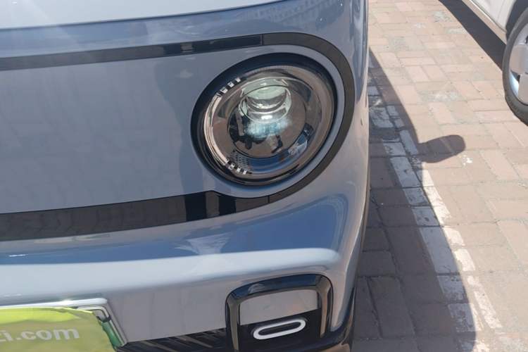 Used Geely Galaxy Panda 2025 210km Panda Kart Left Front Headlight