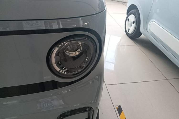 Used Geely Galaxy Panda 2025 210km Panda Kart Left Front Headlight