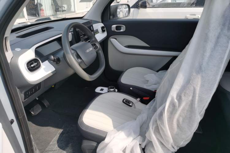 Used Geely Galaxy Panda 2025 210km Panda Kart Left Front Seat