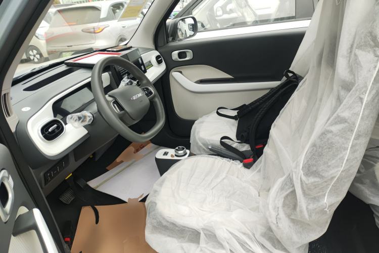 Used Geely Galaxy Panda 2025 210km Panda Kart Left Front Seat