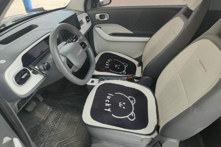 Used Geely Galaxy Panda 2025 210km Panda Kart Left Front Seat