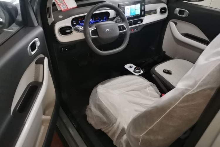 Used Geely Galaxy Panda 2025 210km Panda Kart Left Front Seat