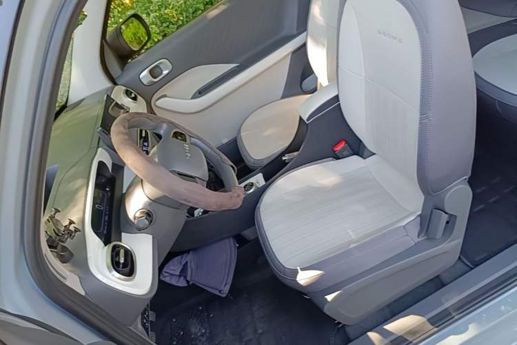 Used Geely Galaxy Panda 2025 210km Panda Kart Left Front Seat