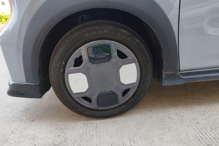 Used Geely Galaxy Panda 2025 210km Panda Kart Left Front Wheel Hub