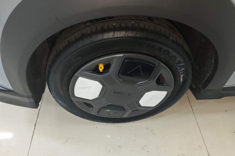 Used Geely Galaxy Panda 2025 210km Panda Kart Left Front Wheel Hub