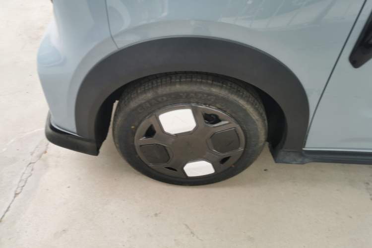 Used Geely Galaxy Panda 2025 210km Panda Kart Left Front Wheel Hub