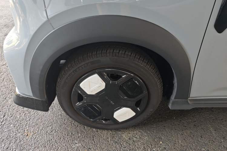 Used Geely Galaxy Panda 2025 210km Panda Kart Left Front Wheel Hub