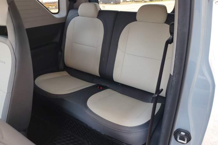 Used Geely Galaxy Panda 2025 210km Panda Kart Left Rear Seat