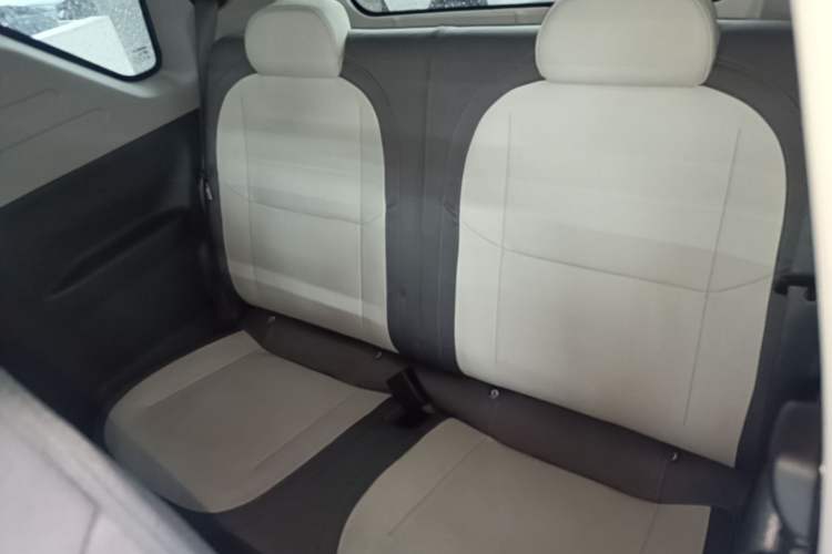 Used Geely Galaxy Panda 2025 210km Panda Rider Left Rear Seat