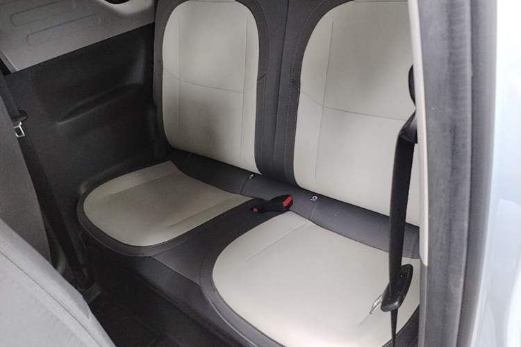 Used Geely Galaxy Panda 2025 210km Panda Kart Left Rear Seat