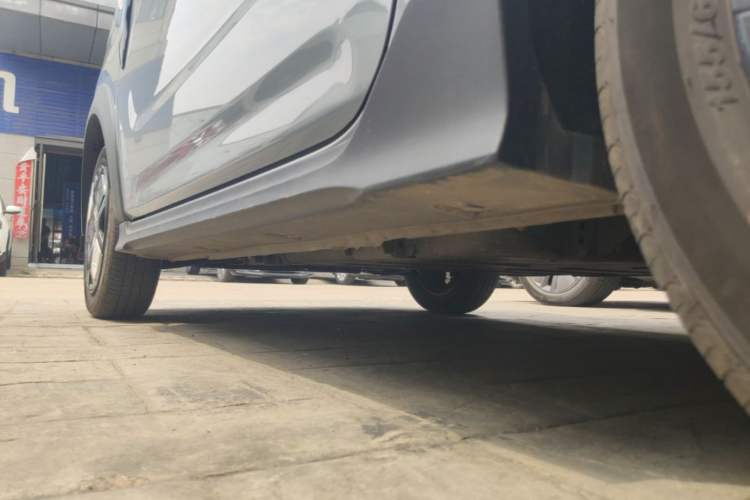 Used Geely Galaxy Panda 2025 210km Panda Kart Left Side Sill