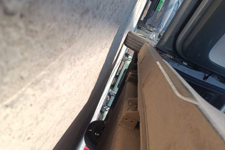 Used Geely Galaxy Panda 2025 210km Panda Kart Left Side Sill