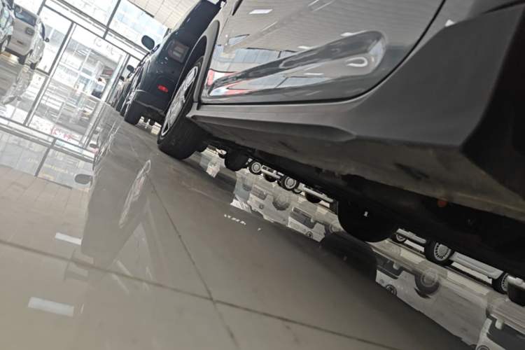 Used Geely Galaxy Panda 2025 210km Panda Kart Left Side Sill