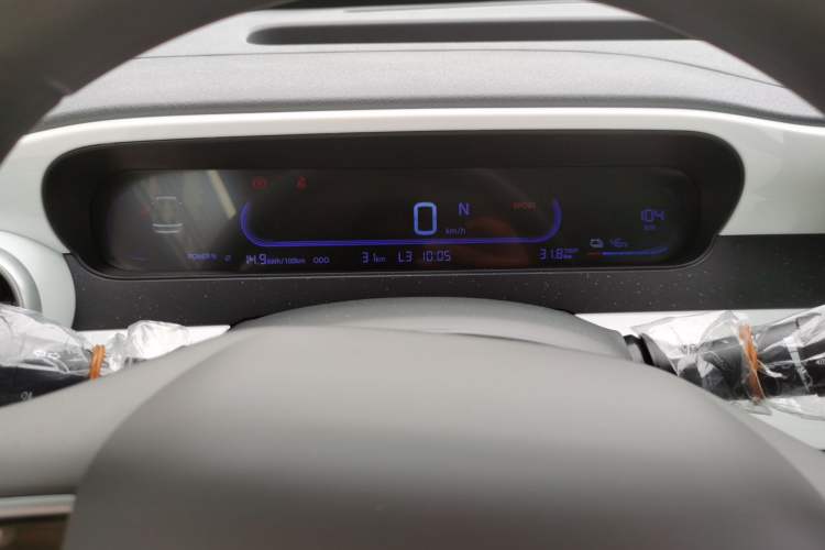 Used Geely Galaxy Panda 2025 210km Panda Kart Odometer Close Up