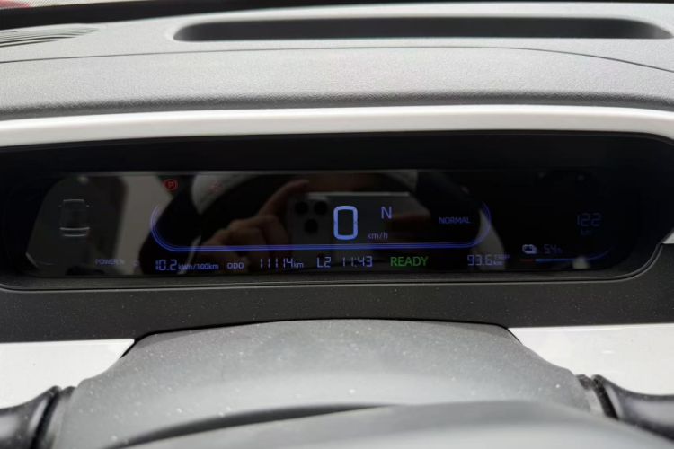 Used Geely Galaxy Panda 2025 210km Panda Kart Odometer Close Up