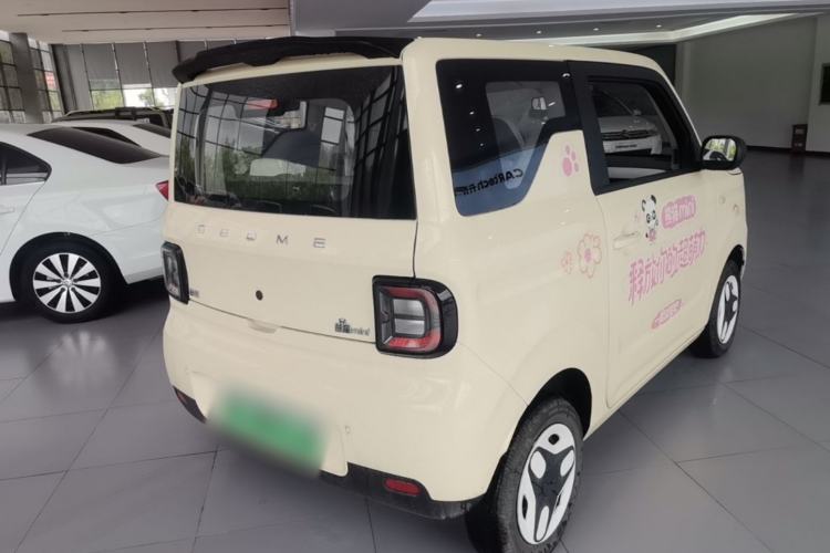 Used Geely Galaxy Panda 2025 210 km – Yuanqi Bear Rear Right 45 Deg