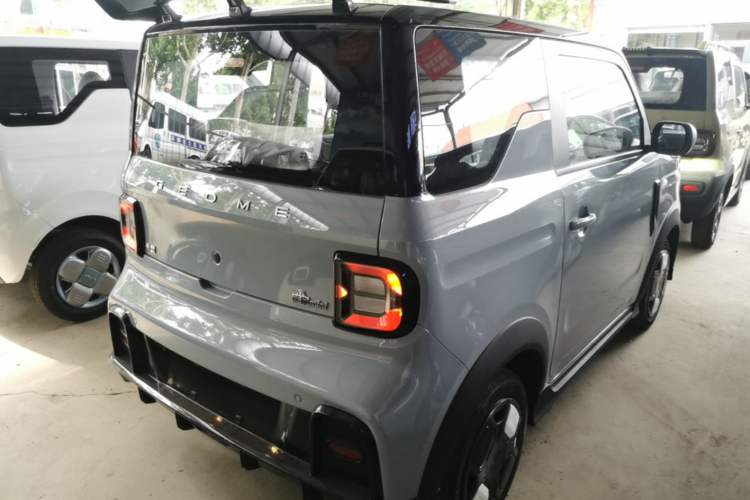 Used Geely Galaxy Panda 2025 210km Panda Kart Rear Right 45 Deg