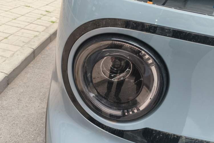 Used Geely Galaxy Panda 2025 210km Panda Kart Right Front Headlight