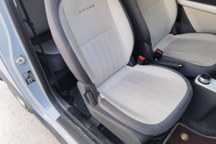 Used Geely Galaxy Panda 2025 210km Panda Kart Right Front Seat
