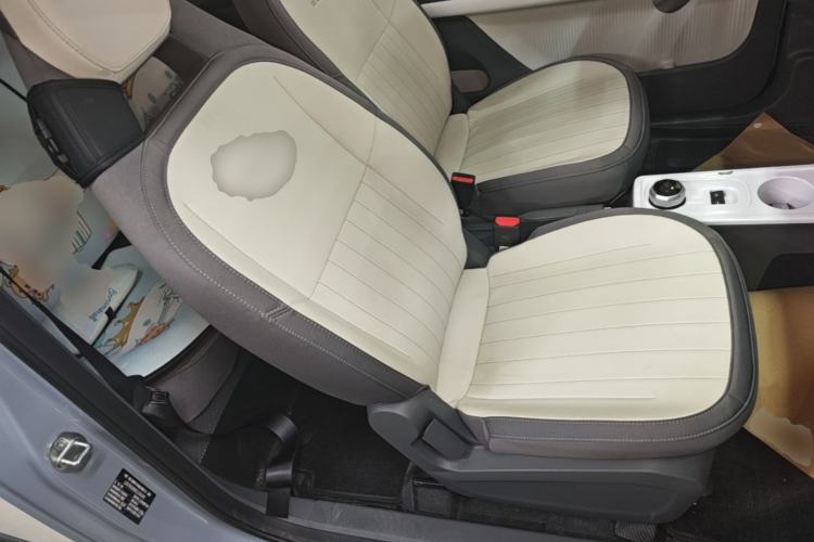 Used Geely Galaxy Panda 2025 210km Panda Kart Right Front Seat