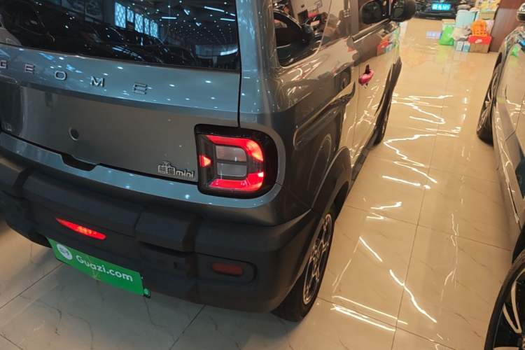 Used Geely Galaxy Panda 2025 210km Panda Rider Right Rear Taillight
