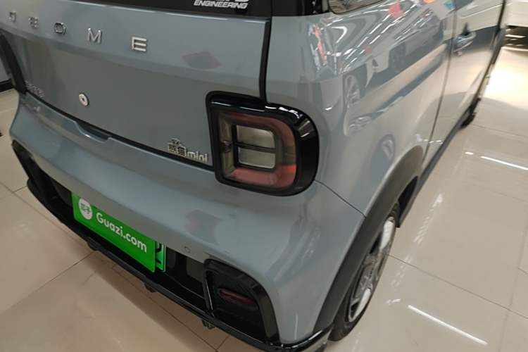 Used Geely Galaxy Panda 2025 210km Panda Kart Right Rear Taillight