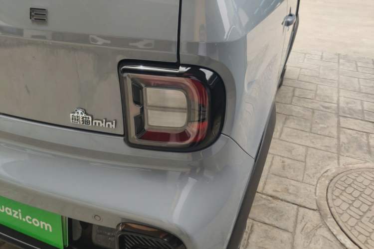 Used Geely Galaxy Panda 2025 210km Panda Kart Right Rear Taillight